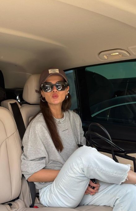 sinem_unsaa's tweet photo. @sinem_unsal 👒
Şapkalı
Şapkasız
Farketmez bir story sal artık 🤭
Özlettin kendini kelebeğim 🦋
#SinemÜnsal #UzakŞehir #stroy https://t.co/4rco3zZqoy