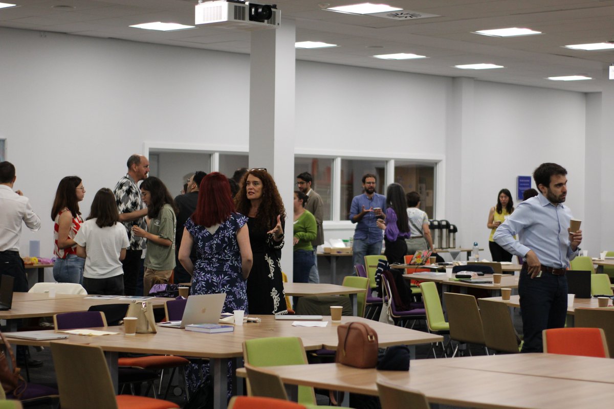 ComunidadCeru's tweet photo. Coffee break!
#SRUK2025 #FacingChallenges https://t.co/UbH1bo8Bea