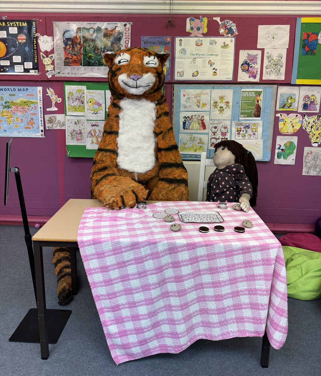 BasfordLabour's tweet image. The Tiger Who Came To Tea has come to #Basford Library. Come down and meet him! #JudithKerr #Libraries #Nottingham