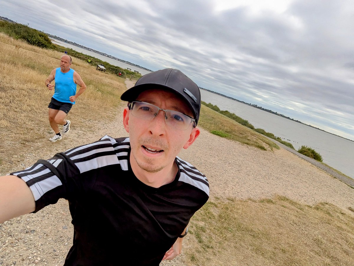 Parkrun back in Essex, at Mersea Island! 🏝️🤳🏻

I finished 24/ 128 🏃🏻‍♂️ with a time of 24:25 ⏱️