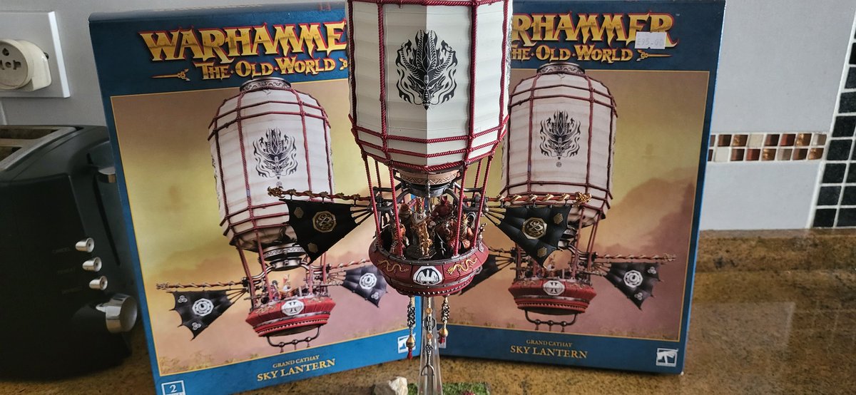 Our friends at GW gave me a Lantern but you all know me and one is not enough! Reinforcements! There's more to come filming a fun video with some friends soon :) I preordered a bunch of stuff it's amazing we finally have a new army for our favourite setting!