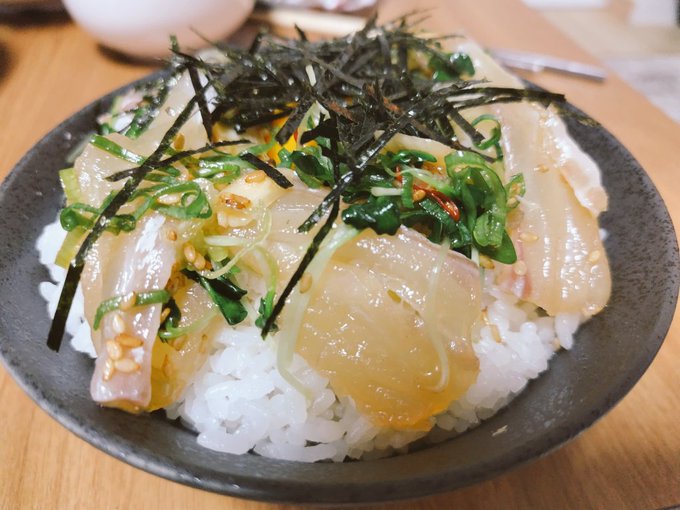 鯛漬け丼作ったぜぃ🐟️
後で出汁茶漬けにして頂いた✨️ 