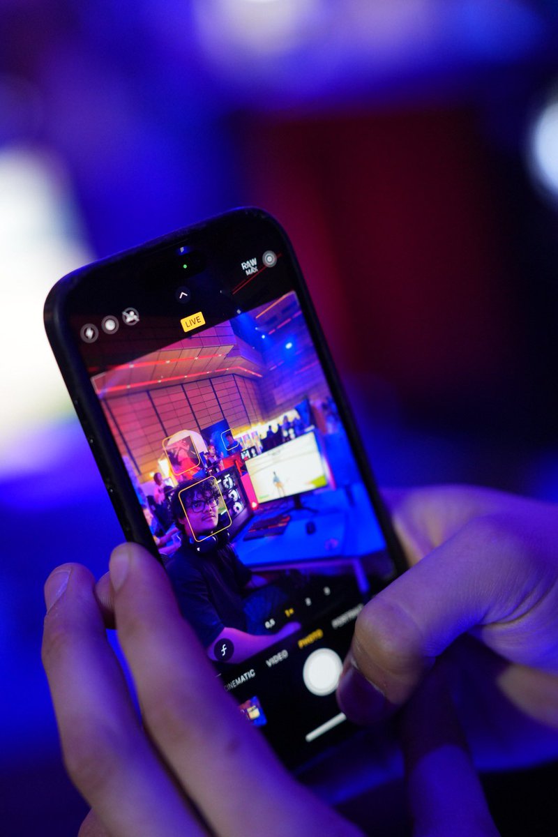 Red Bull Austria (@redbullaustria) on Twitter photo Red Bull For The Win Offline Qualifier beim <a href="/A1eSports_AT/">A1 eSports</a> Festival 🙌
Besucht uns heute und morgen um euch für Red Bull FTW zu qualifizieren. 😤
Alle Infos in unserer Bio! Red Bull For The Win Offline Qualifier beim <a href="/A1eSports_AT/">A1 eSports</a> Festival 🙌
Besucht uns heute und morgen um euch für Red Bull FTW zu qualifizieren. 😤
Alle Infos in unserer Bio!