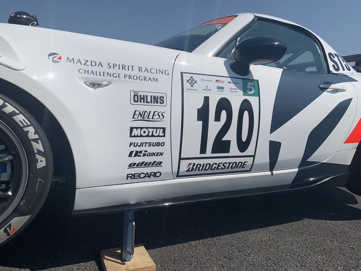 fujitsubo_exh's tweet photo. 初優勝おめでとうございます🎉
#MAZDA_SPIRIT_RACING
#ロードスター #ROADSTER
#スーパー耐久 #S耐 #ST5R
#FUJITSUBO https://t.co/aQtaDaO8Au