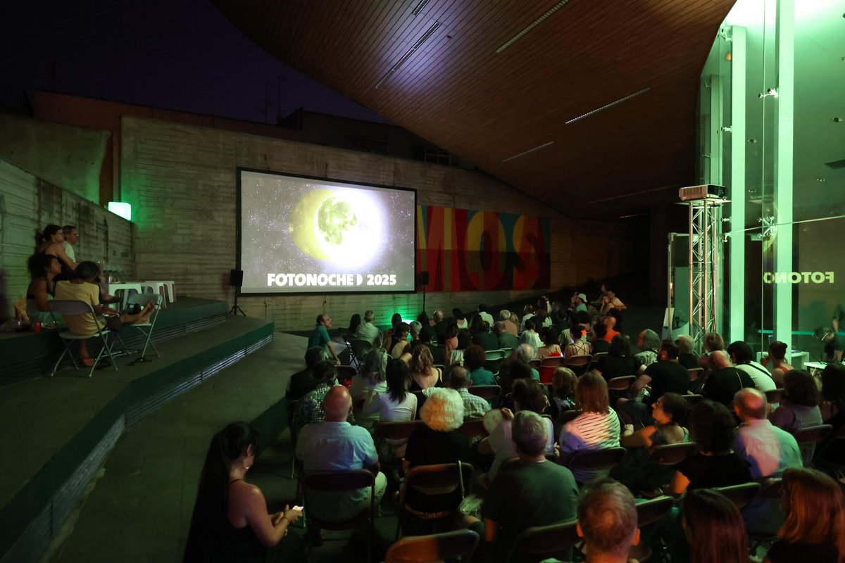 📷 Un año más celebramos fotonoche 2025 en el Centro de Arte Alcobendas con autores como Magadalena Correa, Matías Costa, Jon Gorospe, Gervasio Sánchez junto a alumnos de PIC.A Alcobendas.
#fotonoche2025