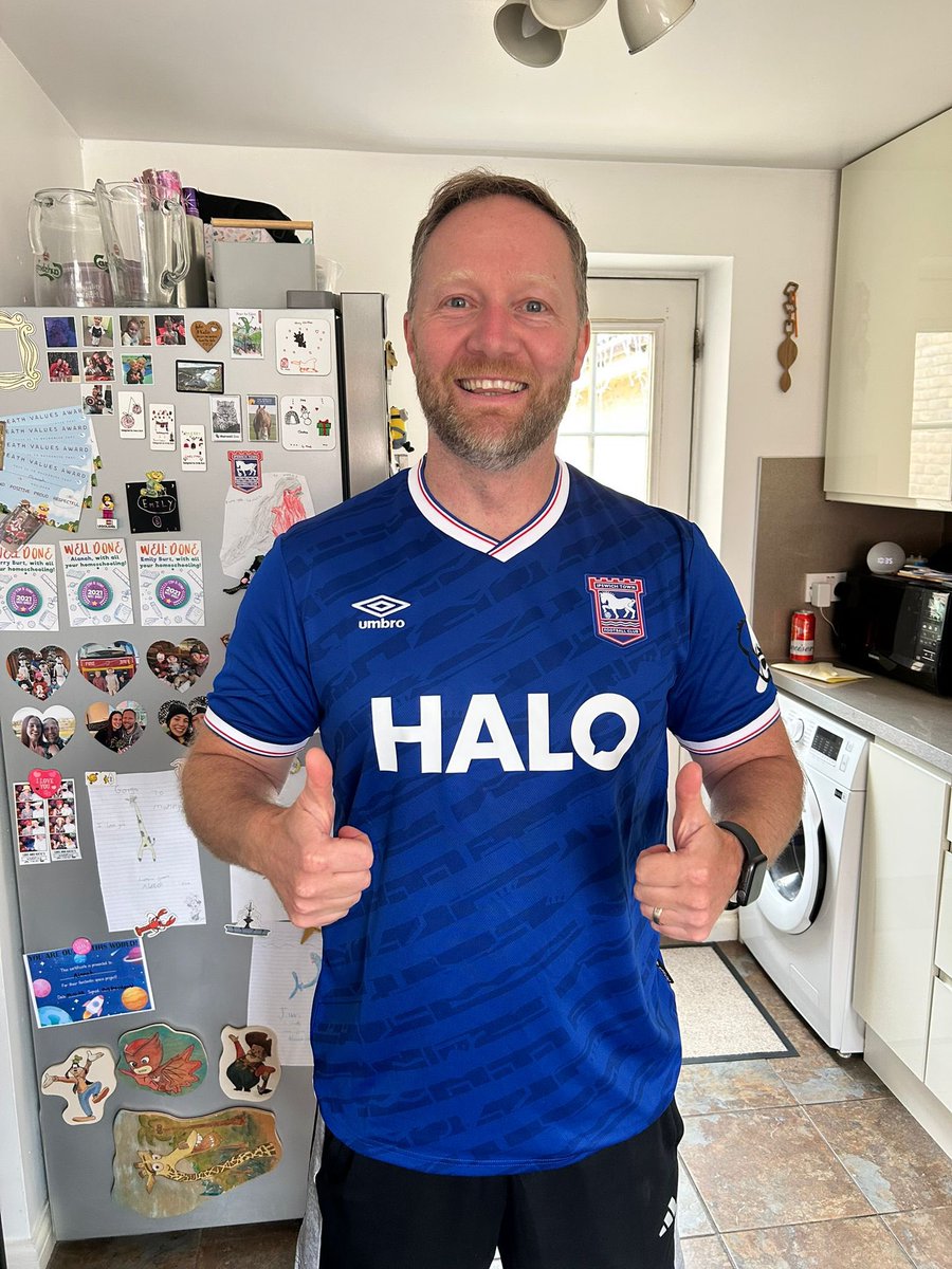 Kitted out for what will hopefully be another memorable season 🚜 #itfc