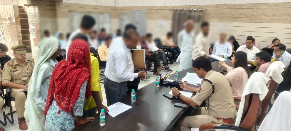 DM War Room Muzaffarnagar (@muzaffarnagardm) on Twitter photo शासन के निर्देशानुसार पुलिस अधीक्षक नगर महोदय एवं उपजिलाधिकारी सदर महोदया द्वारा तहसील सदर में सम्पूर्ण समाधान दिवस का आयोजन कर जन समस्याओं के निस्तारण हेतु सम्बन्धित को निर्देशित किया गया।
<a href="/UPGovt/">Government of UP</a> <a href="/CMOfficeUP/">CM Office, GoUP</a> <a href="/InfoDeptUP/">Information and Public Relations Department, UP</a> शासन के निर्देशानुसार पुलिस अधीक्षक नगर महोदय एवं उपजिलाधिकारी सदर महोदया द्वारा तहसील सदर में सम्पूर्ण समाधान दिवस का आयोजन कर जन समस्याओं के निस्तारण हेतु सम्बन्धित को निर्देशित किया गया।
<a href="/UPGovt/">Government of UP</a> <a href="/CMOfficeUP/">CM Office, GoUP</a> <a href="/InfoDeptUP/">Information and Public Relations Department, UP</a>