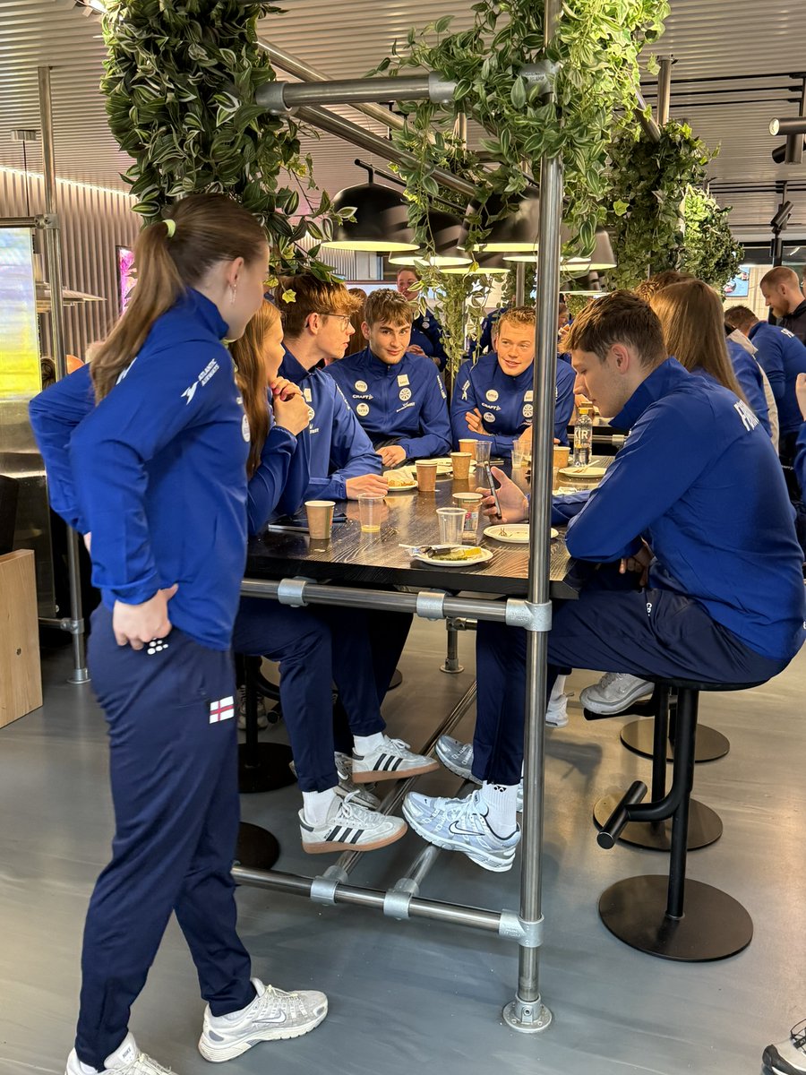 Tinganes's tweet image. 🇫🇴 Today, PM Johannesen spoke at the launch event for the Faroese athletes heading to the Island Games 2025 in Orkney, wishing them strength, pride and success on the international stage!🏅#IslandGames2025 #Orkney2025