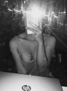 Sandrapaulin12's tweet photo. Någon mer än mig som är kåt🍑🍒 https://t.co/DvfORe2raG
