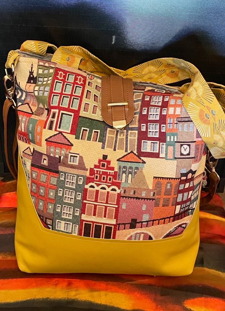 SuzyM_designs's tweet photo. https://t.co/e9GIybk5RE
#SuzyM #Designer #bagsgalore+more 
@shrewsmorris
@psychosis_art 
@DirtyTactics 
@BluB3rrieBlu 
@UnhingedBracket 
#Reposts #ifb https://t.co/NxkTU1jR9V