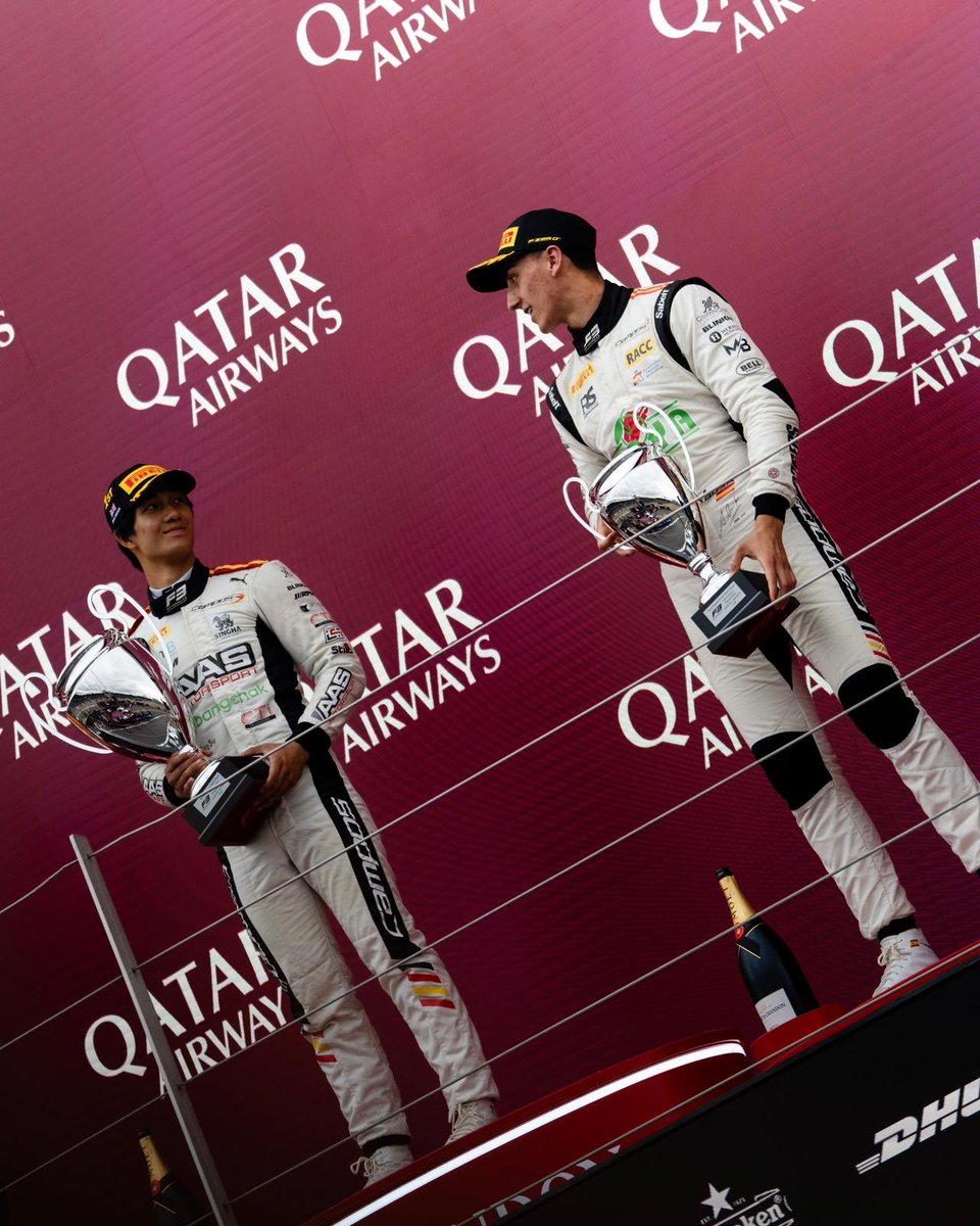 Mari Boya (@mariboya64) on Twitter photo PODIUM EN SILVERSTONE ๐
P9 ๐ P3 en la sprint. Y maรฑana vamos a por mรกs!! ๐ซก
Vamos, <a href="/CamposRacing/">Campos Racing</a>!!! ๐๐ฝ
#BritishGP | #F3 PODIUM EN SILVERSTONE ๐
P9 ๐ P3 en la sprint. Y maรฑana vamos a por mรกs!! ๐ซก
Vamos, <a href="/CamposRacing/">Campos Racing</a>!!! ๐๐ฝ
#BritishGP | #F3
