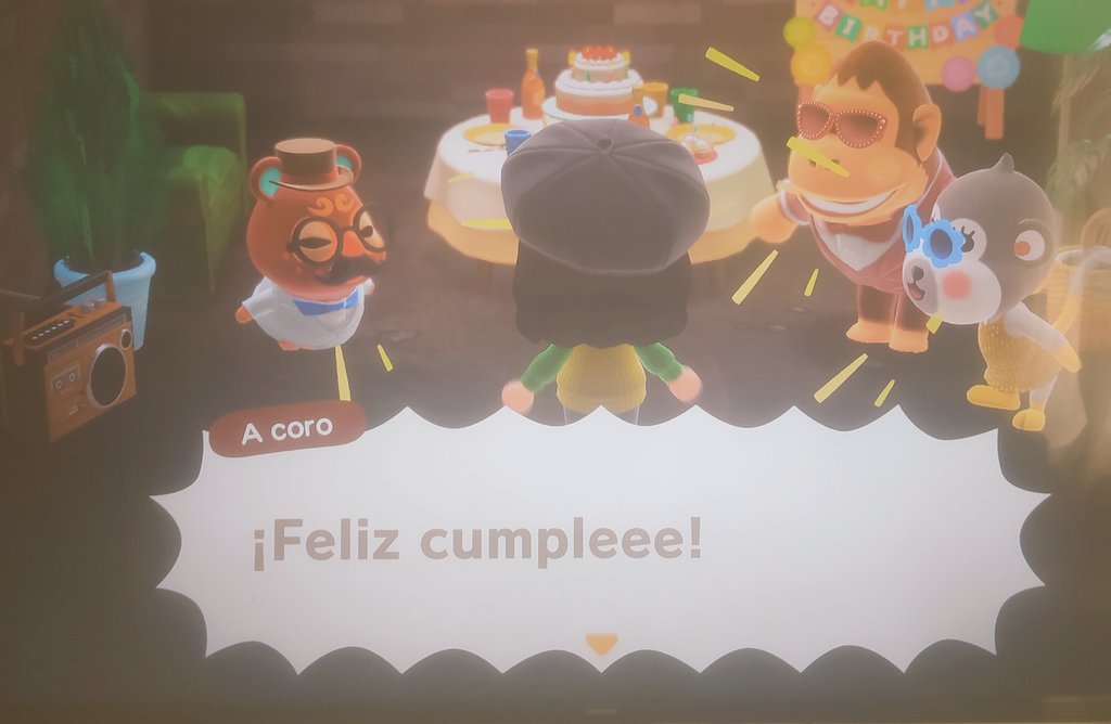 Hoy, como cada año, me toca "vendimiar" en Animal Crossing los regalos de mi cumpleaños y no volver a ver a mis vecinos hasta Año Nuevo, por lo menos 😅

Gracias Montse, Lou y Boliche por la fiesta >___<