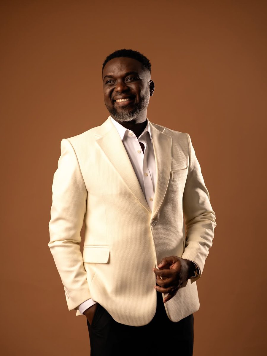 #TV3GH (@tv3_ghana) on Twitter photo Happy birthday <a href="/jmettle/">Joe mettle</a> 🎂🎊🎉 Continue leading the hearts of people to God through worship and winning souls for Christ 🙏🏼 Cheers 🥂
#TV3GH Happy birthday <a href="/jmettle/">Joe mettle</a> 🎂🎊🎉 Continue leading the hearts of people to God through worship and winning souls for Christ 🙏🏼 Cheers 🥂
#TV3GH