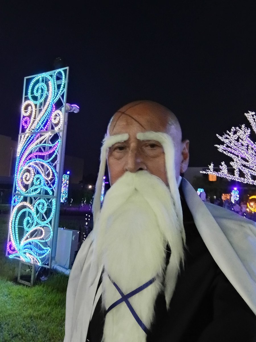 ３着目でござる✌
２着目のジャッキーチュンの自撮り忘れた😅
朝までは保ちそうにない💦💦
#ラグコス
#ラグコス2025