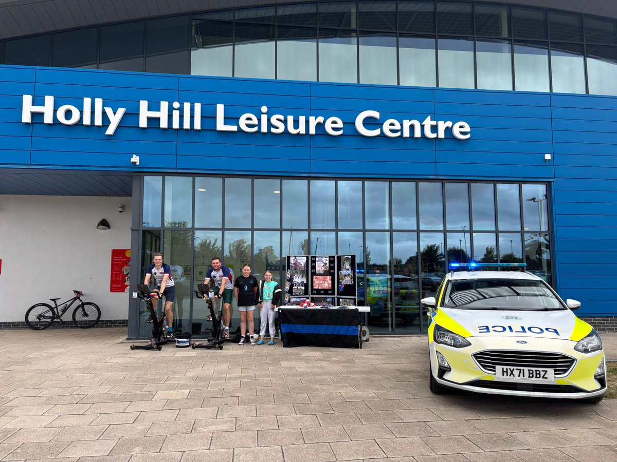 HantsValleyPUT's tweet image. Some of the riders from this years tour are at @EveryoneActive #HollyHill raising awareness and funds for @UK_COPS