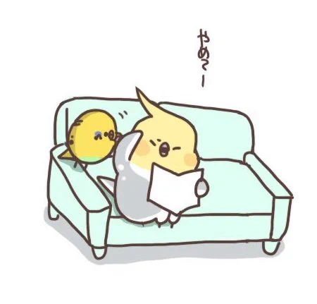 耳にキーホルダーを詰めようとするぷぃちゃん