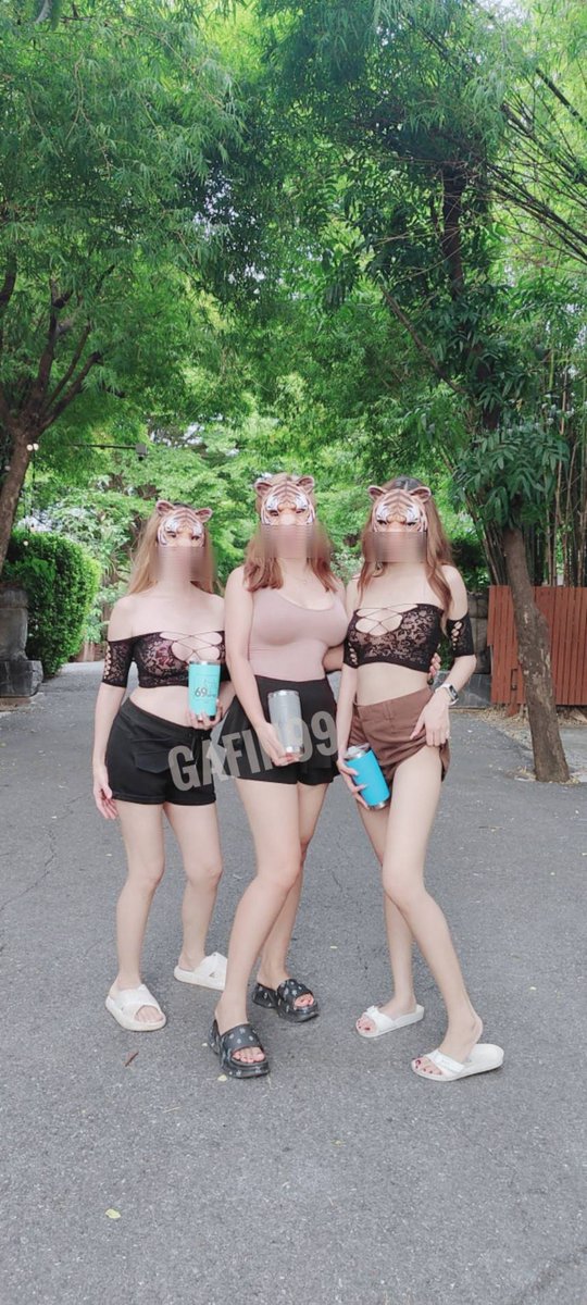 69 camp    x    no bra cafe'   😍