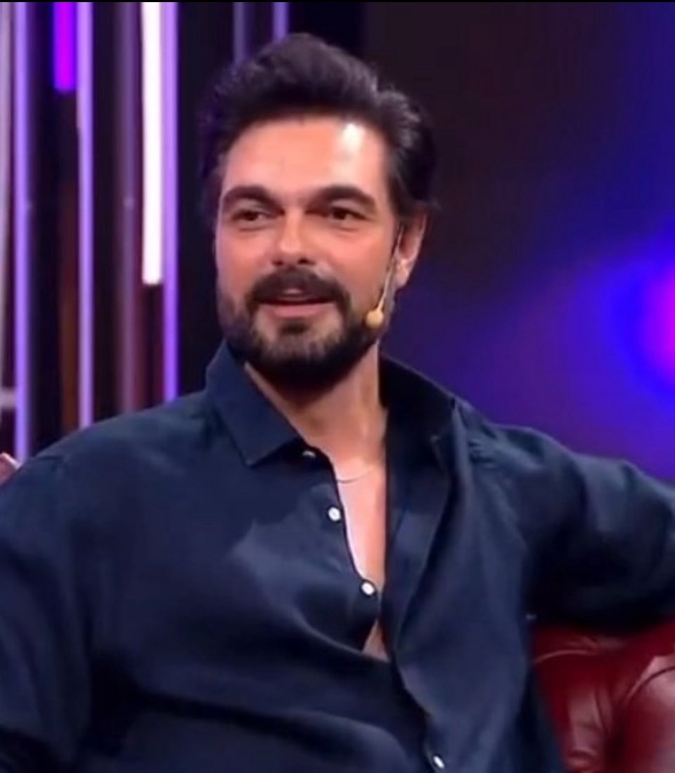 en güzel fotoğrafları atalım 

HalilİbrahimCeyhan 
#HalilİbrahimCeyhan 

Hedef 100  👇👇
Rt 30