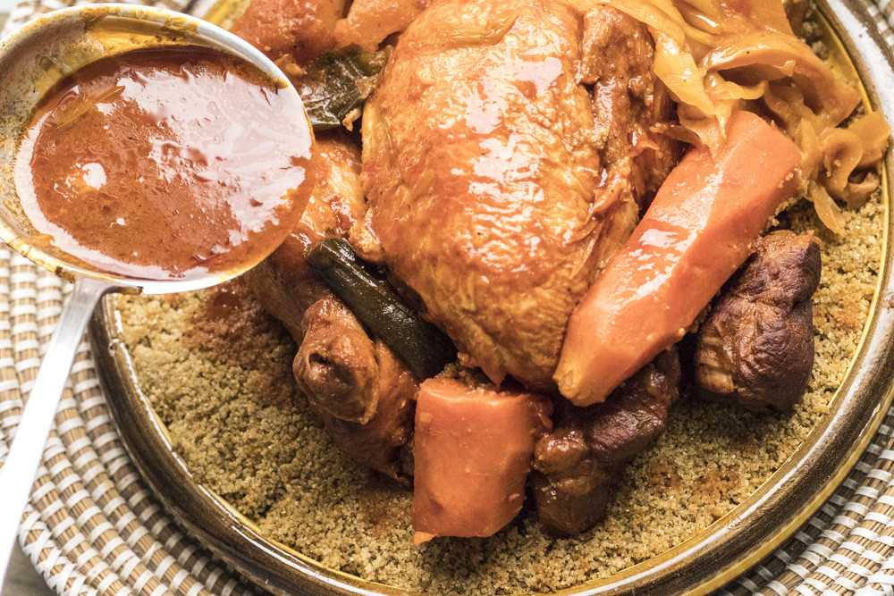 Thamkharite 2025 :
Mesdames s'il vous plaît le thiéré sans patate douce titulaire n'est que ruine de l'âme alors boulèn ko faté.