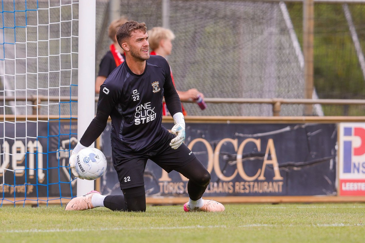 Er is afgetrapt in Zutphen.

#GAEHEL [1']