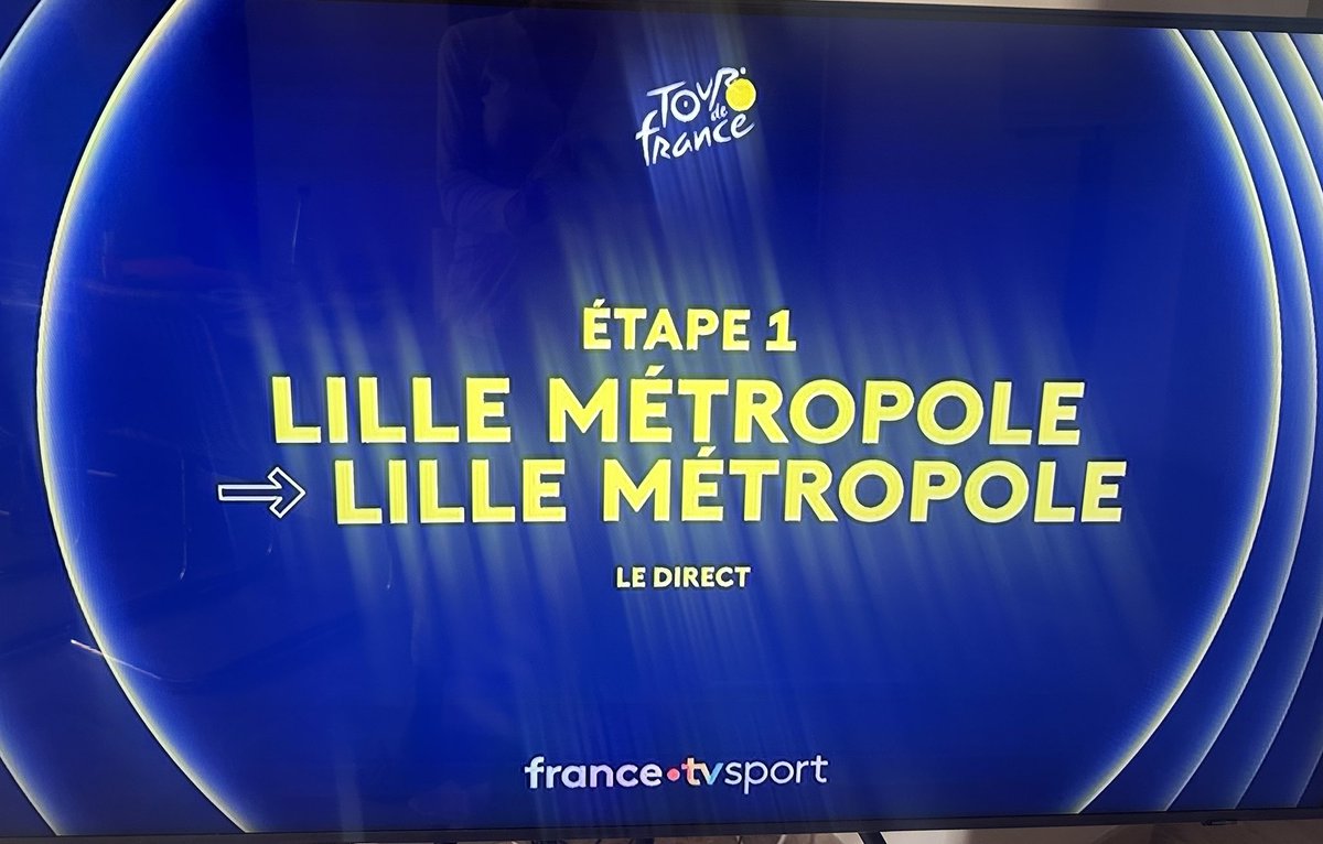 Florence de Silva (@flodesil) on Twitter photo Voilà ça commence ! 😄👍#TDF2025 #TourDeFrance <a href="/francetvsport/">francetvsport</a> <a href="/LLuyat/">Laurent Luyat</a> <a href="/apasteur/">Alexandre Pasteur</a> Voilà ça commence ! 😄👍#TDF2025 #TourDeFrance <a href="/francetvsport/">francetvsport</a> <a href="/LLuyat/">Laurent Luyat</a> <a href="/apasteur/">Alexandre Pasteur</a>