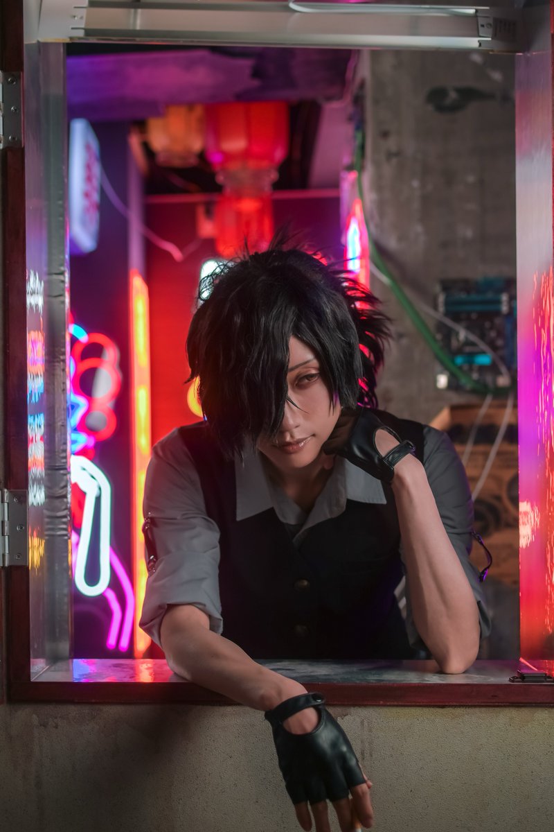 cos FGO

「おい、さっさと出てこんかえ。
ま、名乗りもせんと斬られたいなら構わんがの」

岡田以蔵：透奈  #ykncos
写真：秋彦さん <a href="/akihiko_cos/">秋彦@闇の王展</a> 
Studio：#よつやべーす 

コスプレ 2025