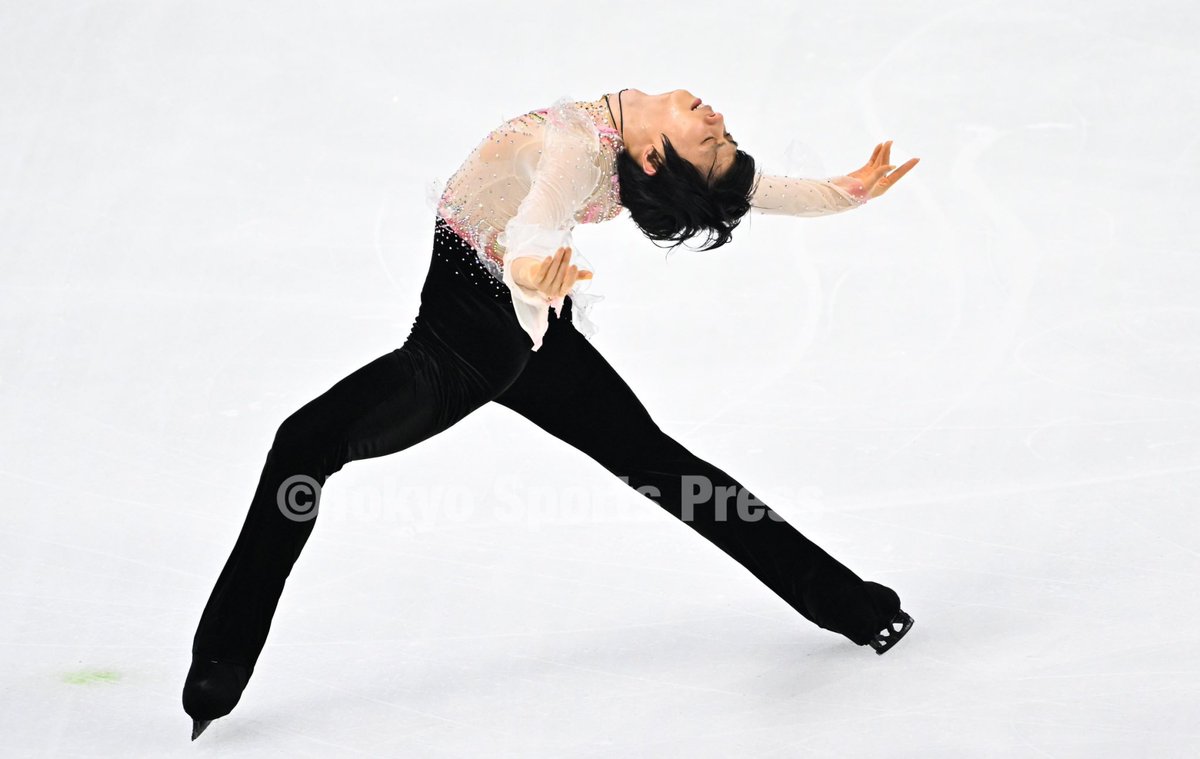 【 #フィギュア 】新リンク開館記念アイスショーに #羽生結弦 が登場　イナバウアー披露に大歓声

▼詳しくはこちら💁
tokyo-sports.co.jp/articles/-/350…

#YuzuruHanyu #ゼビオアリーナ仙台 #東スポ