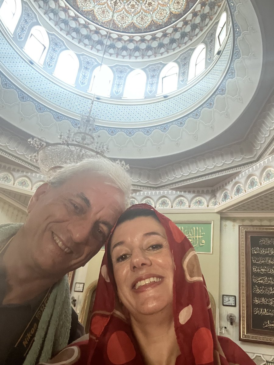 mireia_nadal's tweet photo. Second day in #tashkent visiting #minormosque #chorsubazaar #kokhaldashmadrassa
A pity we weren’t allowed to see the #islamiccentre as it’s under renovations all the area surrounding it
We tried 3 different ways to access it but no luck😅 I think they guessed we’re tourists 😂 https://t.co/ZN9tBDI0JO