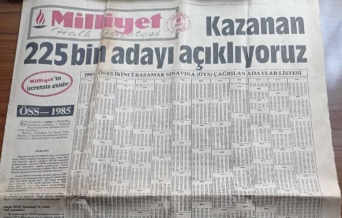 Sınav sonuçlarını gazeteden öğrenen nesil çıksın ortaya.Yoksa isim isim açıklamak zorunda kalacağım 😂