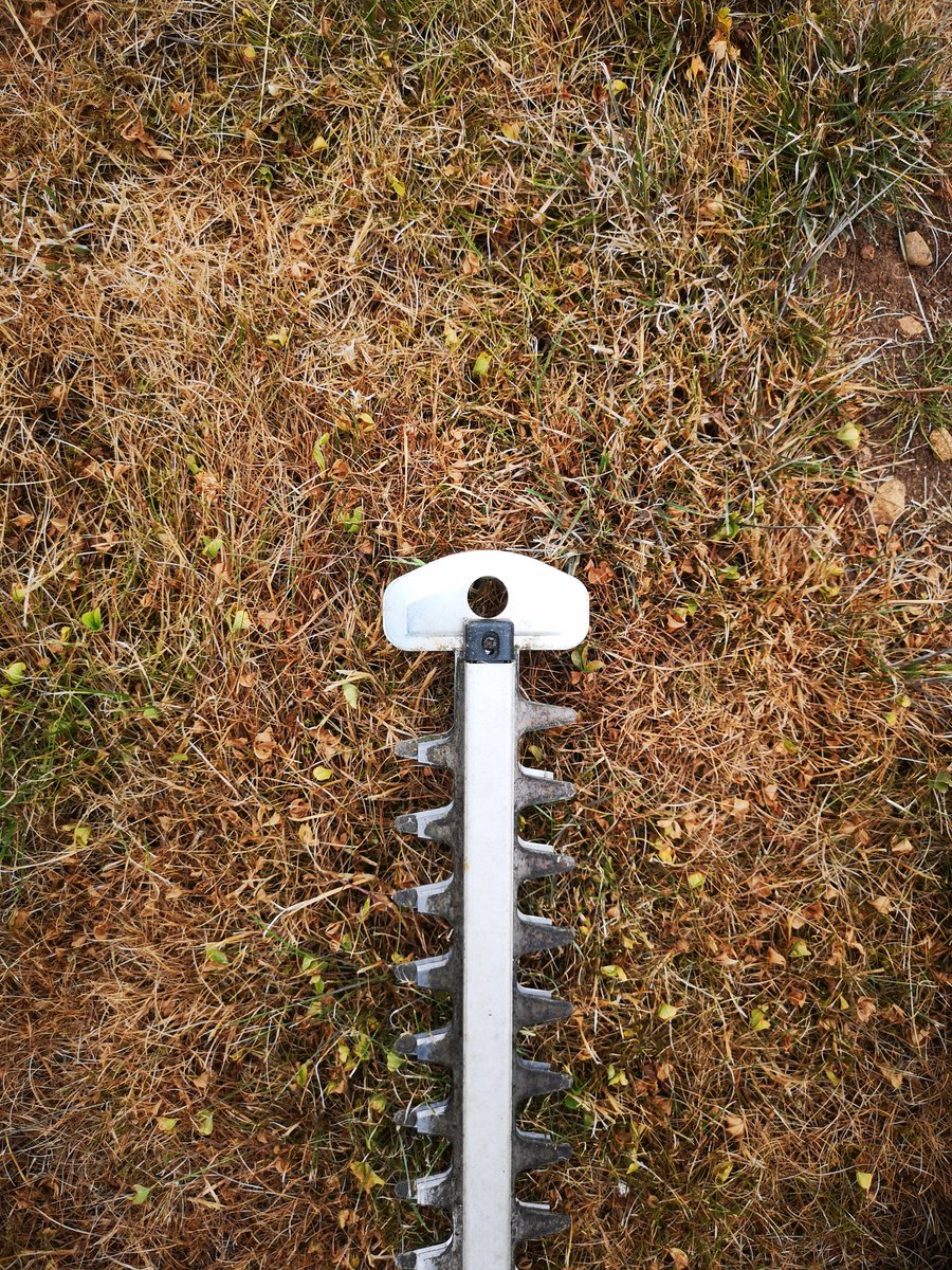 What is the purpose of this thing on the end of hedge trimmers? All three of mine have something like this, and it's only job seems to be too make sure you get caught up on things all the time