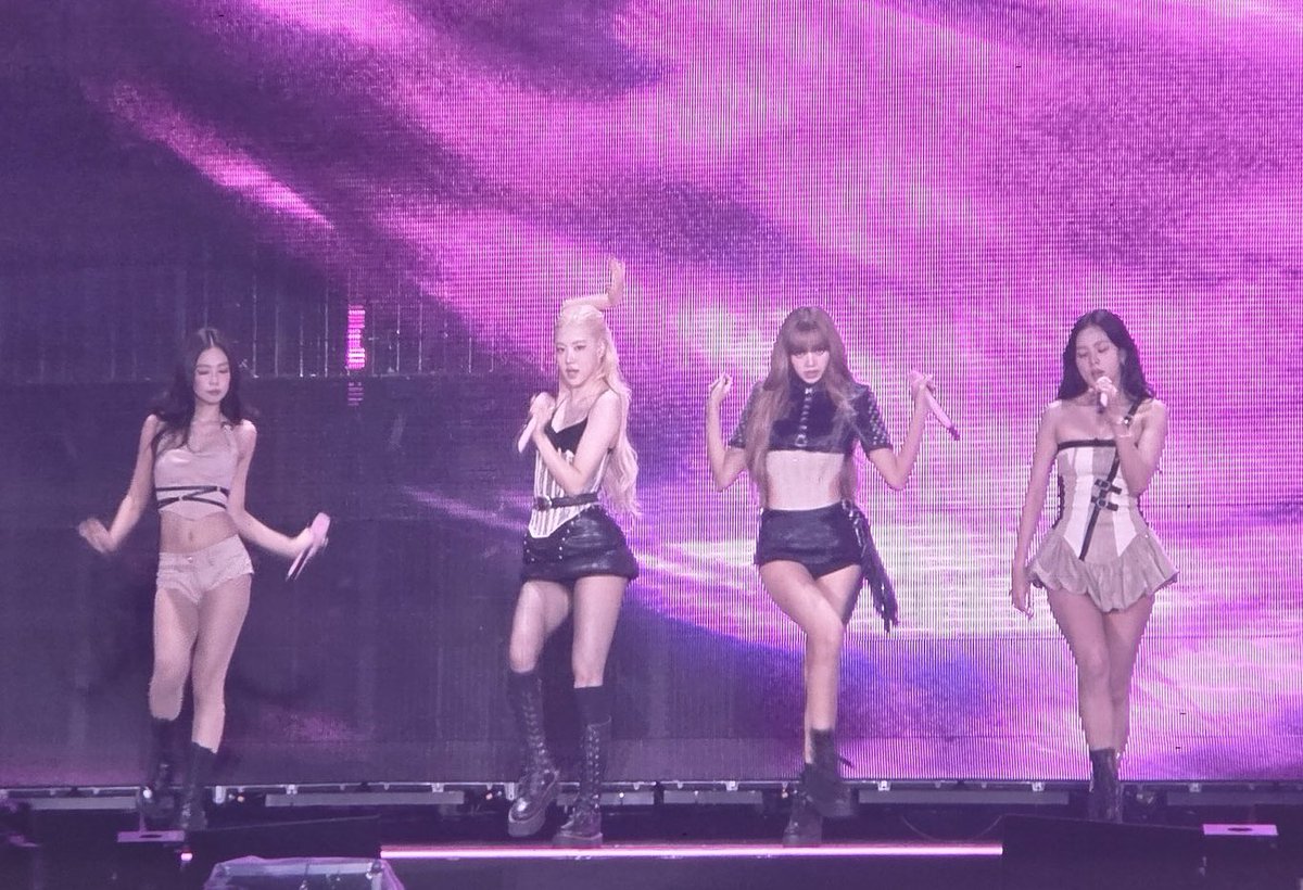 BLACKPINK IS BACK