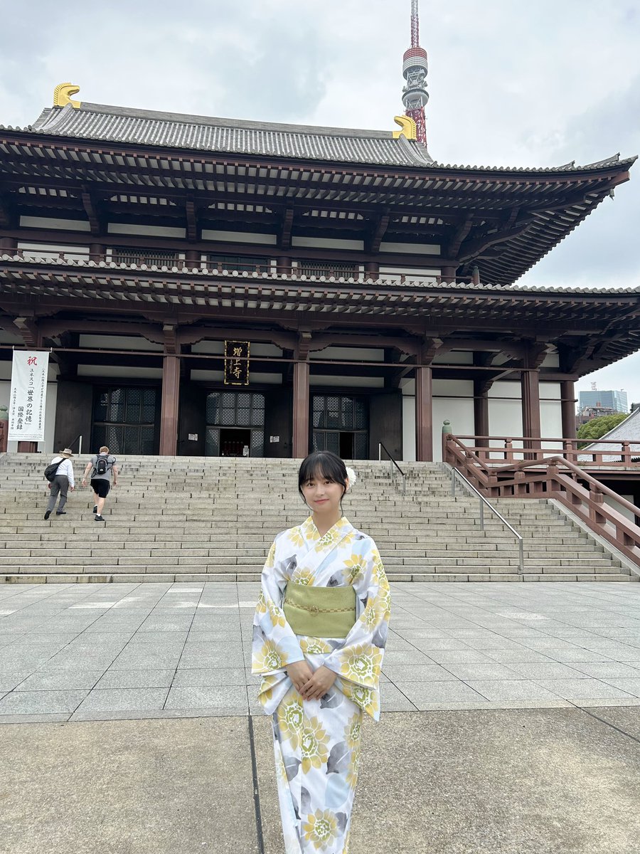明日、7/6 22:30スタート🎥
ドラマ『#こんばんは朝山家です』
ヒット祈願を行いました🎋

#朝山家 #日10ドラマ #ABCテレビ
#影山優佳