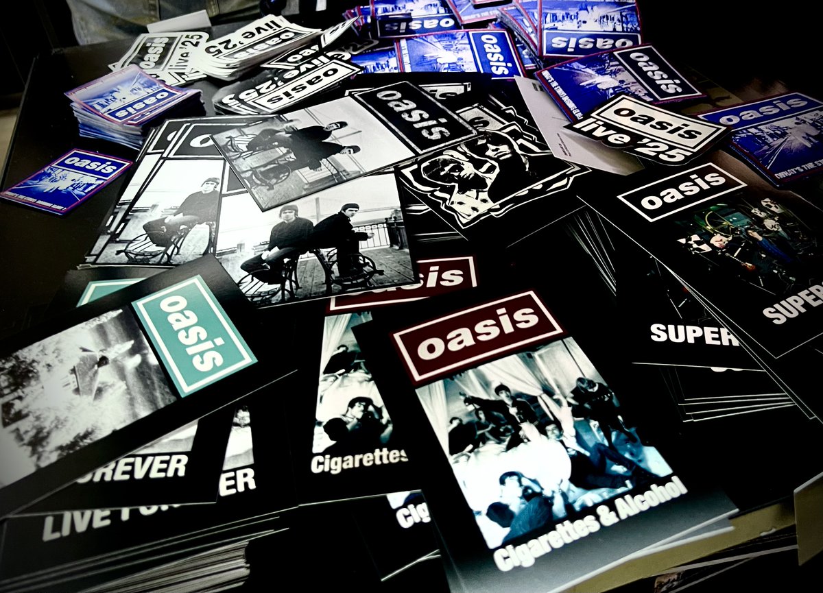 Oasis30th's tweet image. 再結成ツアーいよいよ始まりました！
初日カーディフ現地の様子をお届け！