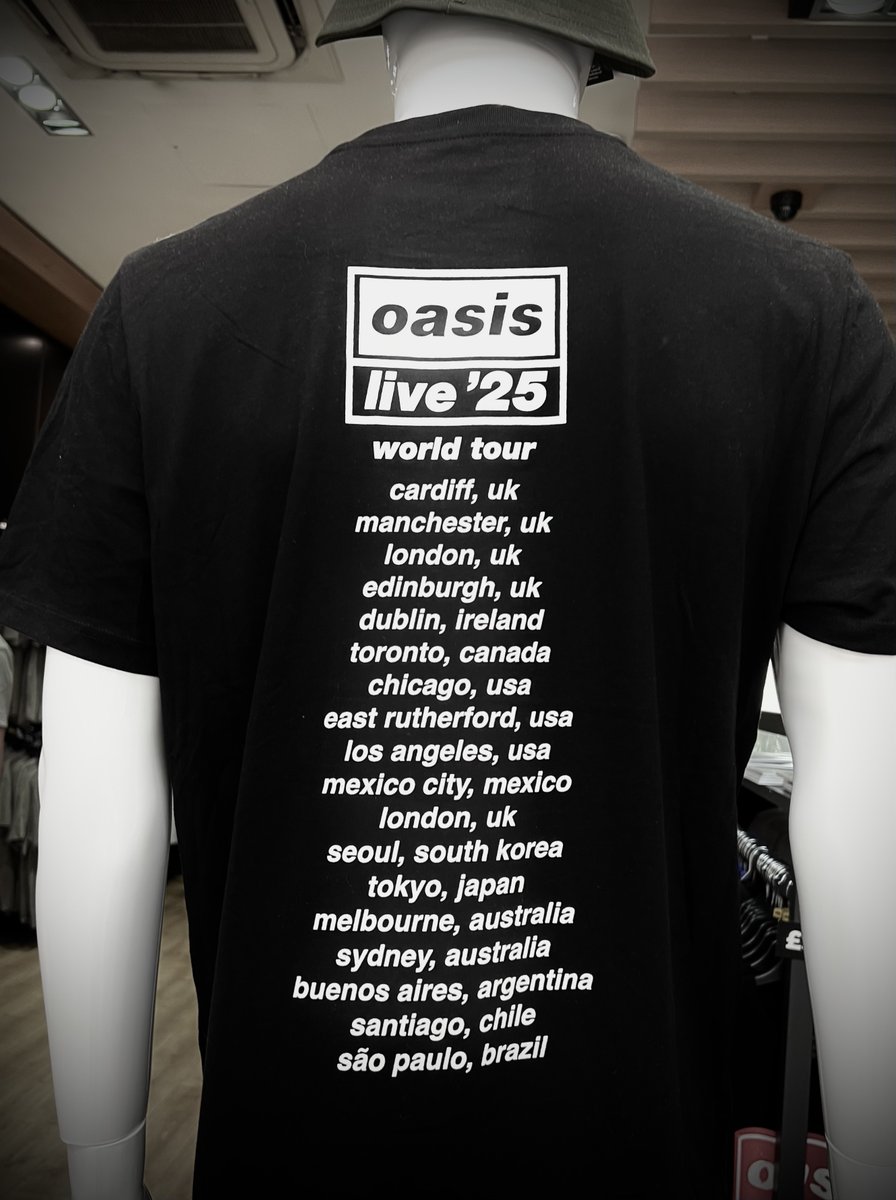 Oasis30th's tweet image. 再結成ツアーいよいよ始まりました！
初日カーディフ現地の様子をお届け！