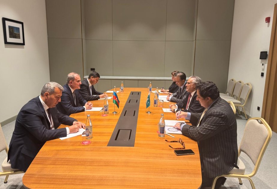 Azerbaijan, Pakistan discuss opportunities for expanding bilateral and multilateral cooperation

azertag.az/en/xeber/azerb…