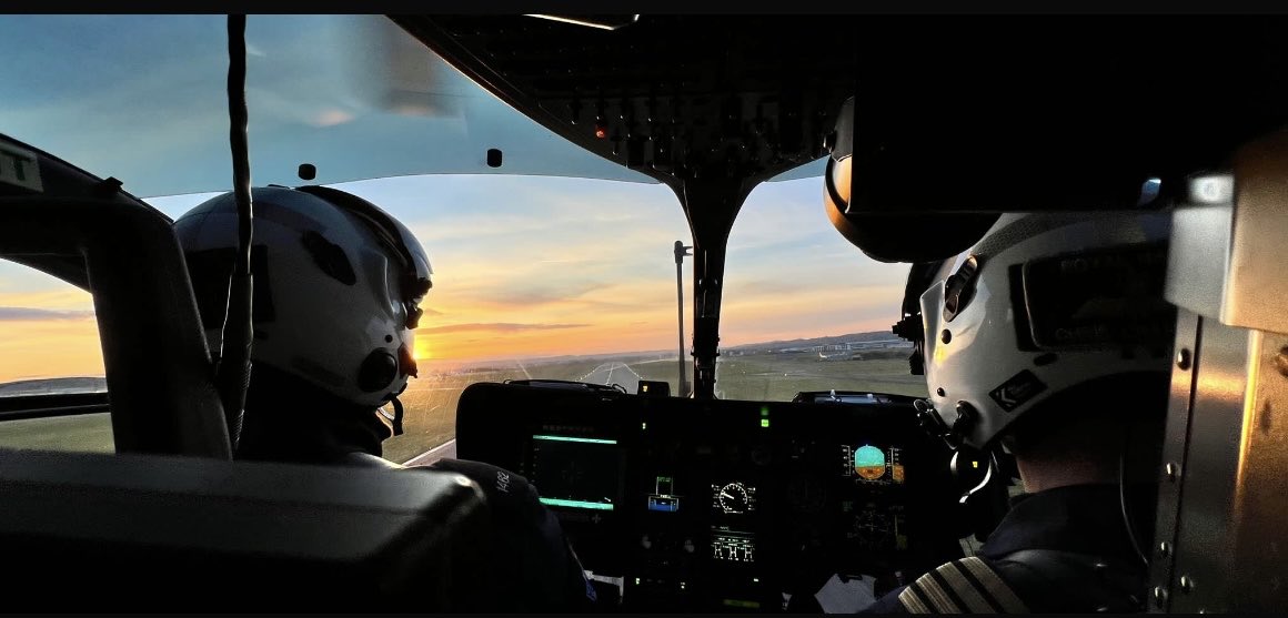 Rewarding &amp; contrasting week for NPAS44 -1- locate &amp; arrest person wanted for serious sexual offence 🎯2. Assist vehicle stop, person sought - serious offence 🎯 3. Locate vulnerable person now getting care 🎯 4. Educate Local Year 10’s on Police Aviation work 🎯