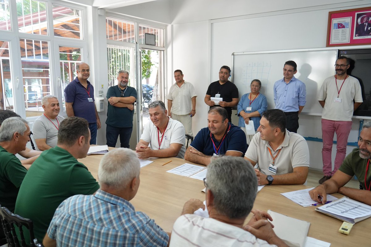 Milli Eğitim Müdürümüz Emre ÇAY, Hafta Sonu Mesaisinde SRC Sınav Uygulamasını Ziyaret Etti✅
📍Fethiye 

Millî Eğitim Müdürümüz Emre ÇAY, hafta sonu mesaisinde SRC Sınav Uygulaması kapsamında Fethiye Gazi İlkokulunu ziyaret ederek yürütülen sınav sürecine dair yerinde