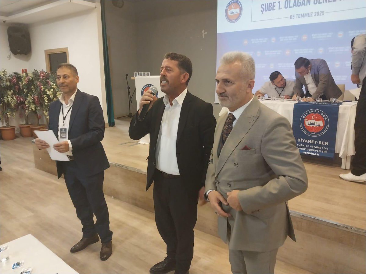 Sivil Toplum ve Halkla İlişkiler Başkanımız <a href="/nurettinfndk4/">Nurettin FINDIK</a> ve İlçe Yöneticilerimiz, Diyanet-Sen 5 No’lu Şube Genel Kurulu’na katılım sağladılar.

Yeni oluşan yönetime hayırlı olsun dileklerimizle çalışmalarında başarılar dileriz
