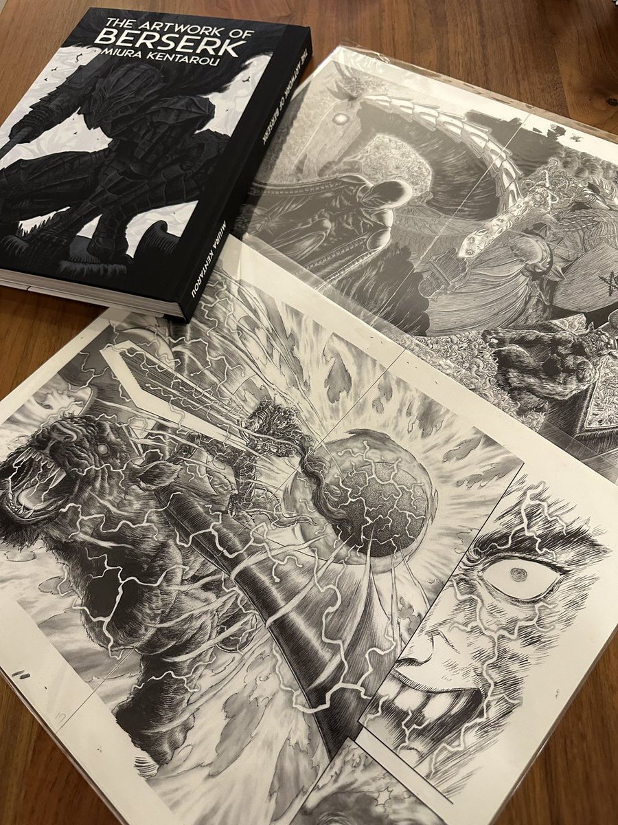 Koro0902's tweet image. 注文していた大ベルセルク展のグッズが届いた。複製原稿のクオリティが高い!額装します。
#ベルセルク #大ベルセルク展 #berserk
