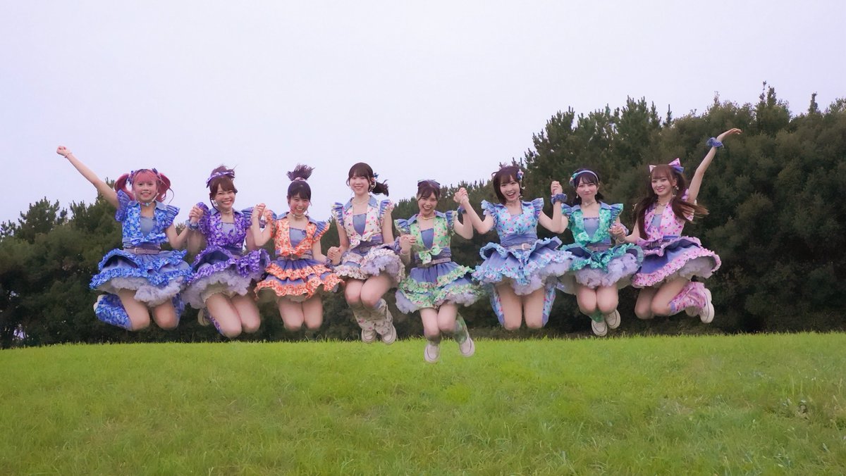 💛 #超NATSUZOME2025 💛

暑い中、朝から夜まで
ラフ×ラフを応援していただき、
ありがとうございました🌺✨︎︎⟡.·

#ラフラフ