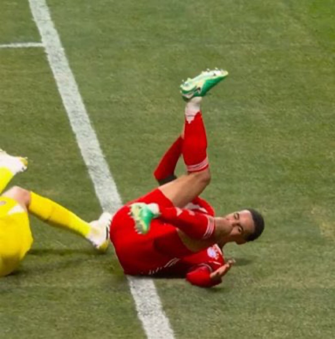 اصابة موسيالا .. ياساتر يارب 😰😰😰