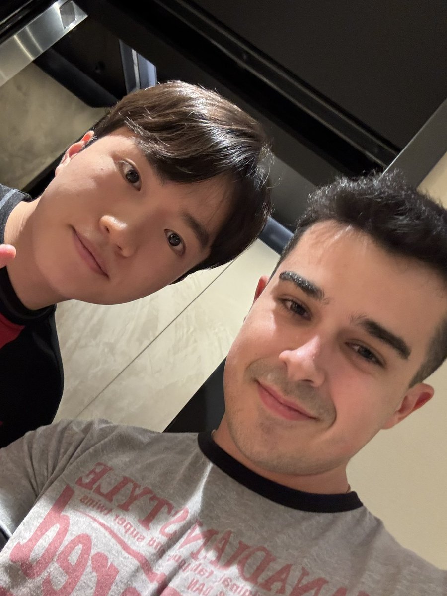 adrianceitor_'s tweet image. 👍