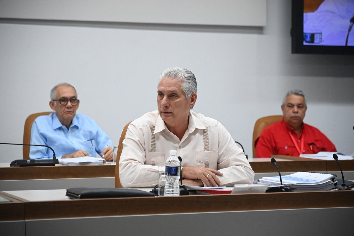 Randy Alonso Falcón (@randyalonsofalc) on Twitter photo Convocan el 9no Congreso del Partido Comunista de Cuba, del 16 al 19 de abril de 2026 #LaLuchaNoHaCesado #FidelporSiempre cubadebate.cu/noticias/2025/… <a href="/cubadebatecu/">Cubadebate</a> Convocan el 9no Congreso del Partido Comunista de Cuba, del 16 al 19 de abril de 2026 #LaLuchaNoHaCesado #FidelporSiempre cubadebate.cu/noticias/2025/… <a href="/cubadebatecu/">Cubadebate</a>