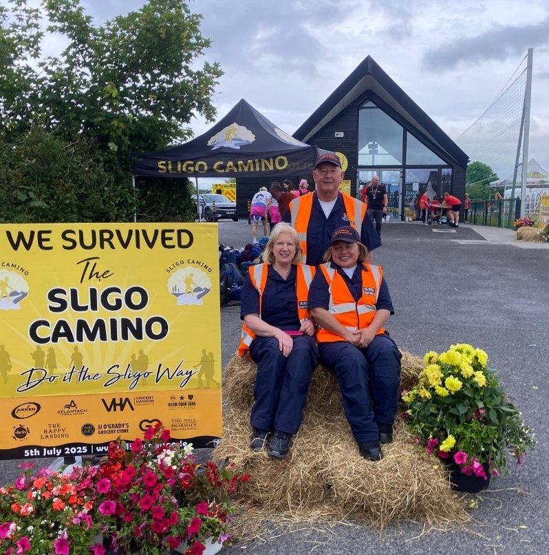 CivilSligo's tweet photo. 🚑🚶‍♂️ Sligo Camino 2025 🚶‍♀️🚑

Today, Sligo Civil Defence provided first aid and ambulance cover for the annual Sligo Camino

#Sligo #Camino #FirstAidCover #SligoEvents #CommunityVolunteers #EmergencySupport #ireland #volunteer #Community https://t.co/3HnZ2CMAgl