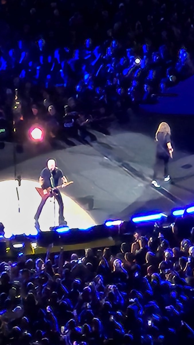 LockInGameIn's tweet photo. DENVER COLORADO
METALLICA NUNBER ONE
Being the first concert I ever went to, Metallica is number one in my favorites, and this has gotta be the best birthday gift I ever received. Went both nights. Even if I am terrified of heights.
#Metallica #denver #Colorado https://t.co/pLM5XRcZ9M