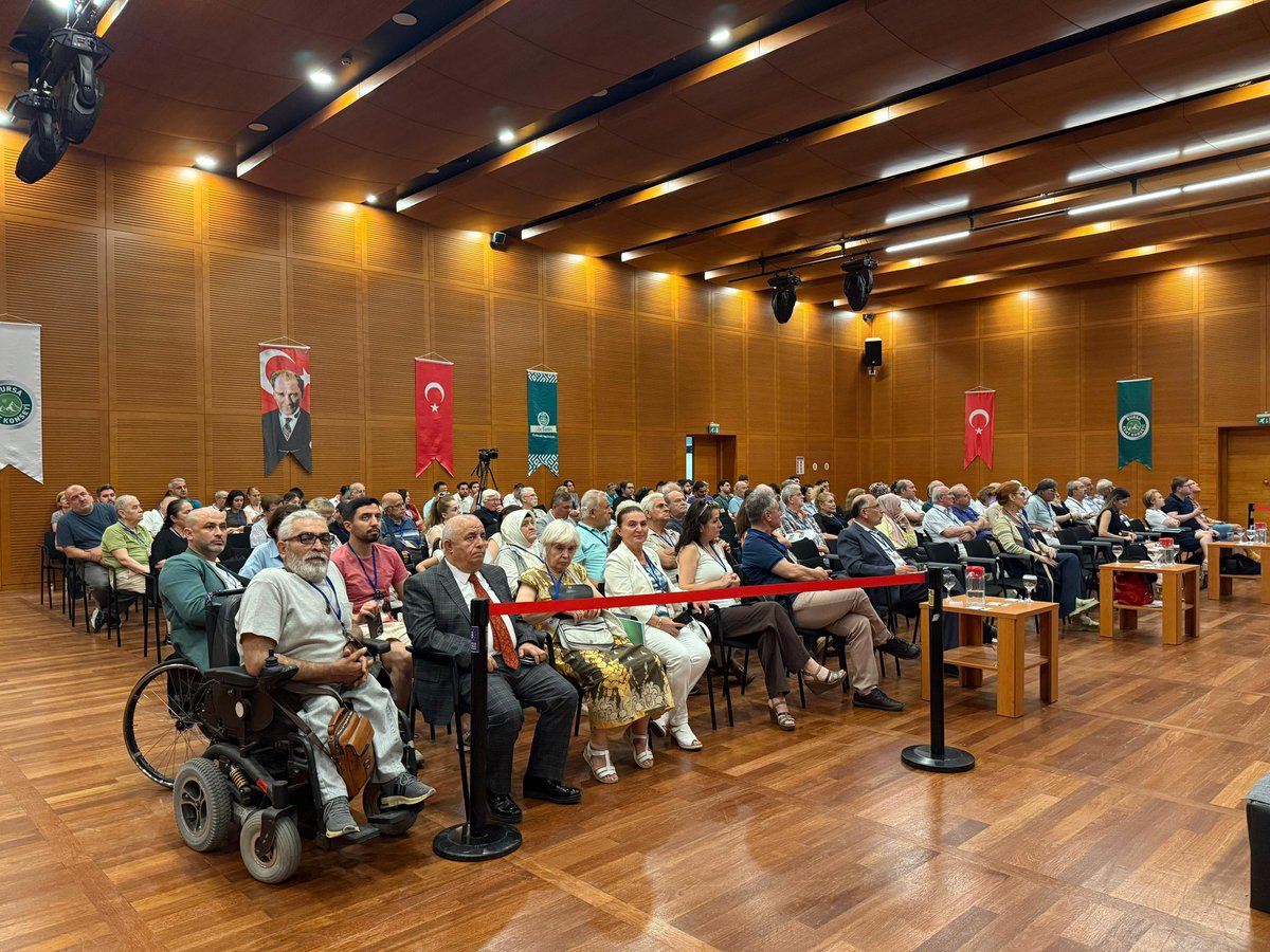 BursaKentKonsey's tweet photo. Bursa Kent Konseyi 91. Olağan Genel Kurulu, “Katılımcı ve Planlı Bir Kent İçin: Hayalimizdeki Bursa’ya Doğru” temasıyla geniş bir katılımla gerçekleştirildi. https://t.co/wRi0YAvvRi