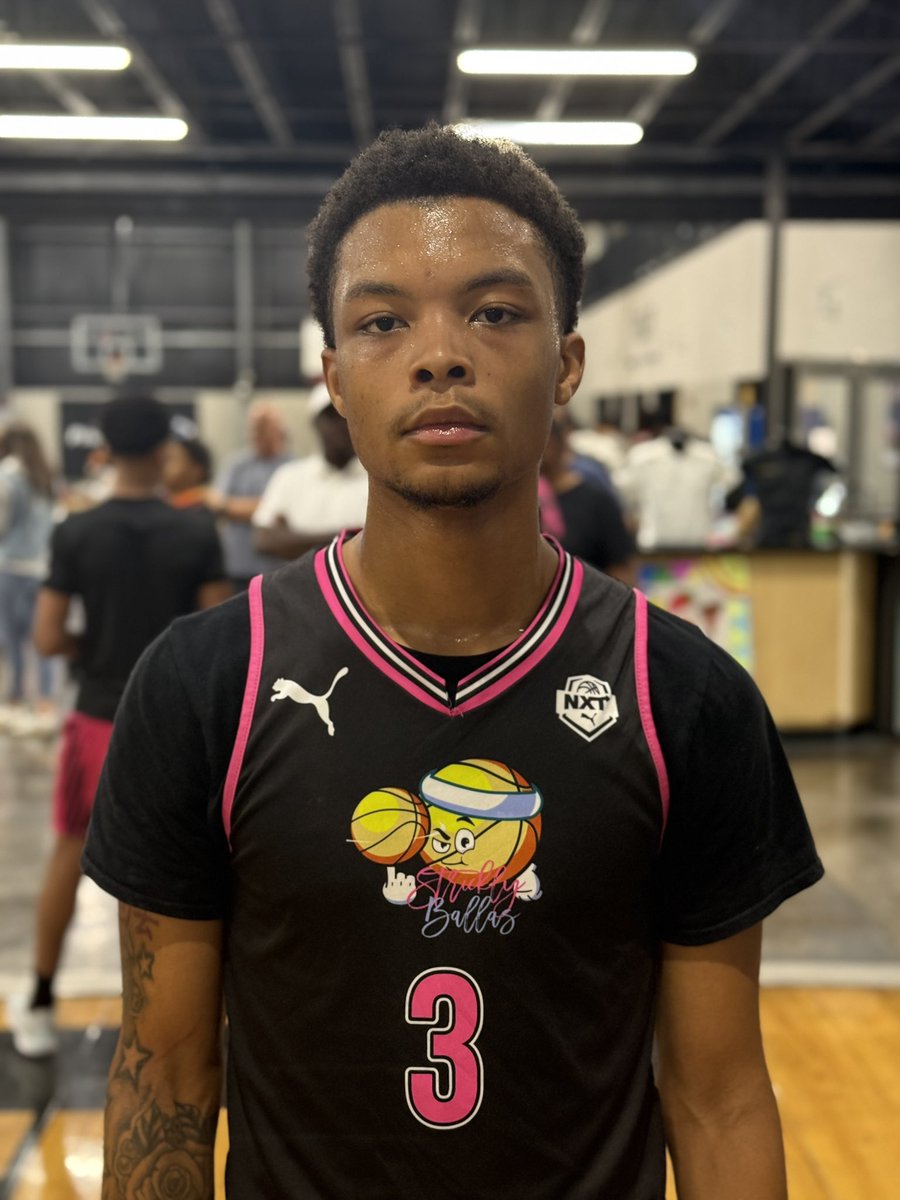 6’5 26’ W Darrion Ellis of Strictly Ballas Puma is wired to score from all 3 levels. Looks mote comfortable putting the ball on the floor as well. Should have a big senior season. 

#CarolinaMayhem