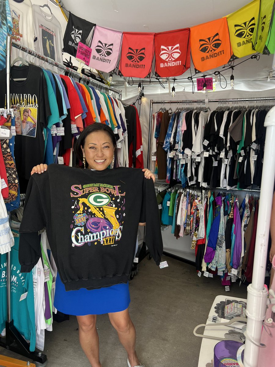 Been looking for a <a href="/packers/">Green Bay Packers</a> SB 31 shirts for years! I covered the game and regretted not getting one. Didn’t want to buy online so would look whenever I came across a vintage store. Found it at Bandit MKE’s tent at <a href="/Summerfest/">Summerfest</a>! They also have a store on the East side. Yay! <a href="/tmj4/">TMJ4 News</a>