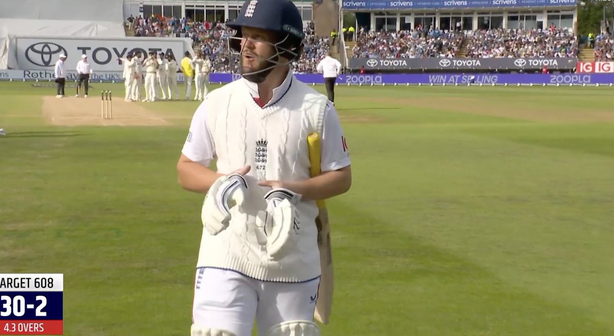 KOTHGaming_'s tweet image. Duckett dimissed for a quick 25 runs. India on top

#INDvsENGTest #INDvsEND #indvseng2ndtest #indvsengtestseries