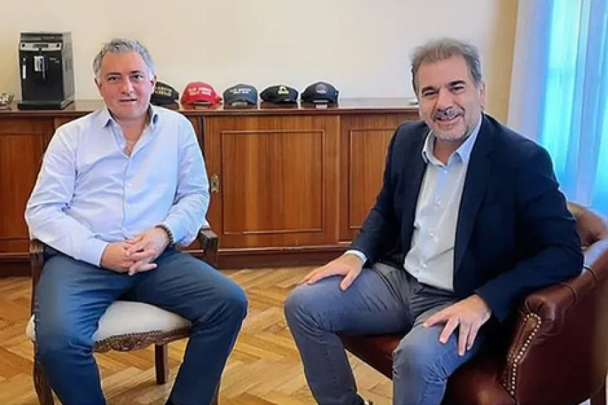 🔥 Morón sella el primer pacto PRO–LLA, pero crecen las tensiones en el interior

Mientras la Asamblea del PRO bonaerense aprobó la alianza con La Libertad Avanza, Morón fue el primer distrito en cerrar el acuerdo local. Sin embargo, en otros municipios, intendentes del PRO